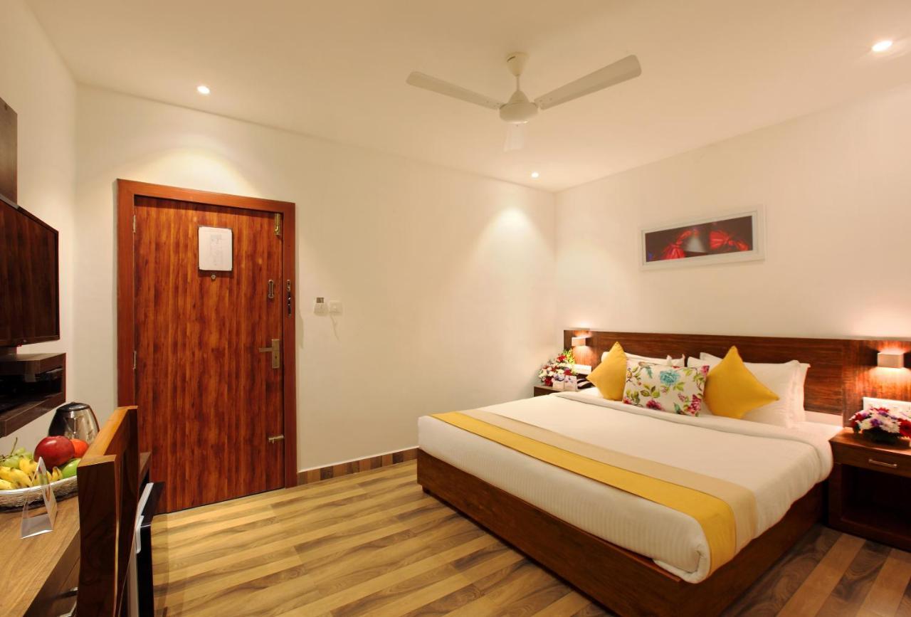 Park Residency Koothattukulam Kuttattukulam ภายนอก รูปภาพ